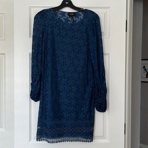 EUC, worn once!  Shelli Segal beautiful lace dress